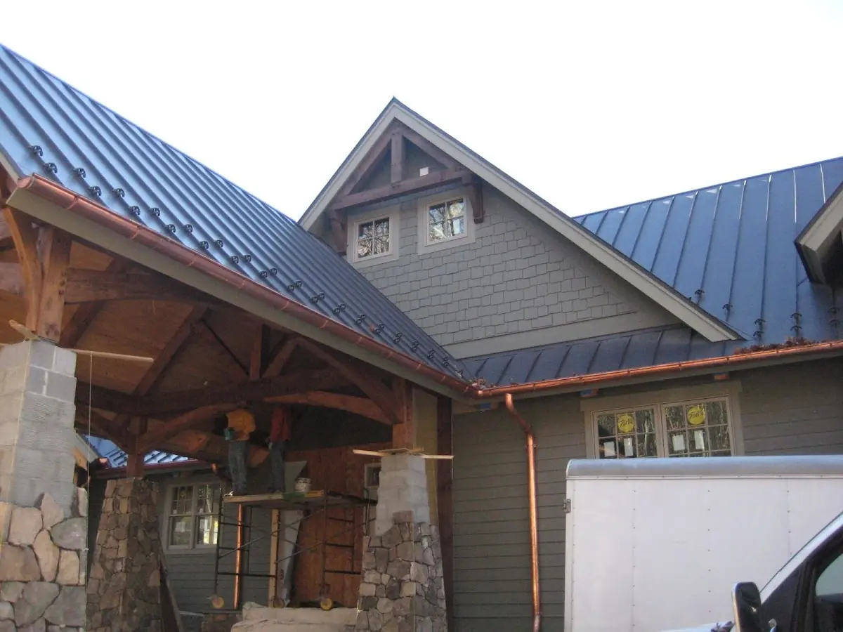 Craftsman Roofing team delivering quality roofing work in West St. Paul